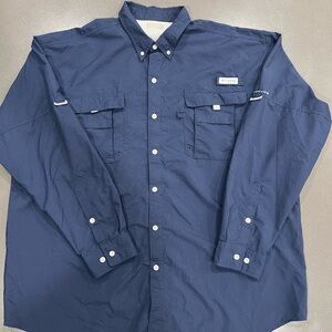 Columbia Men's Navy Button-Down Fishing Shirt